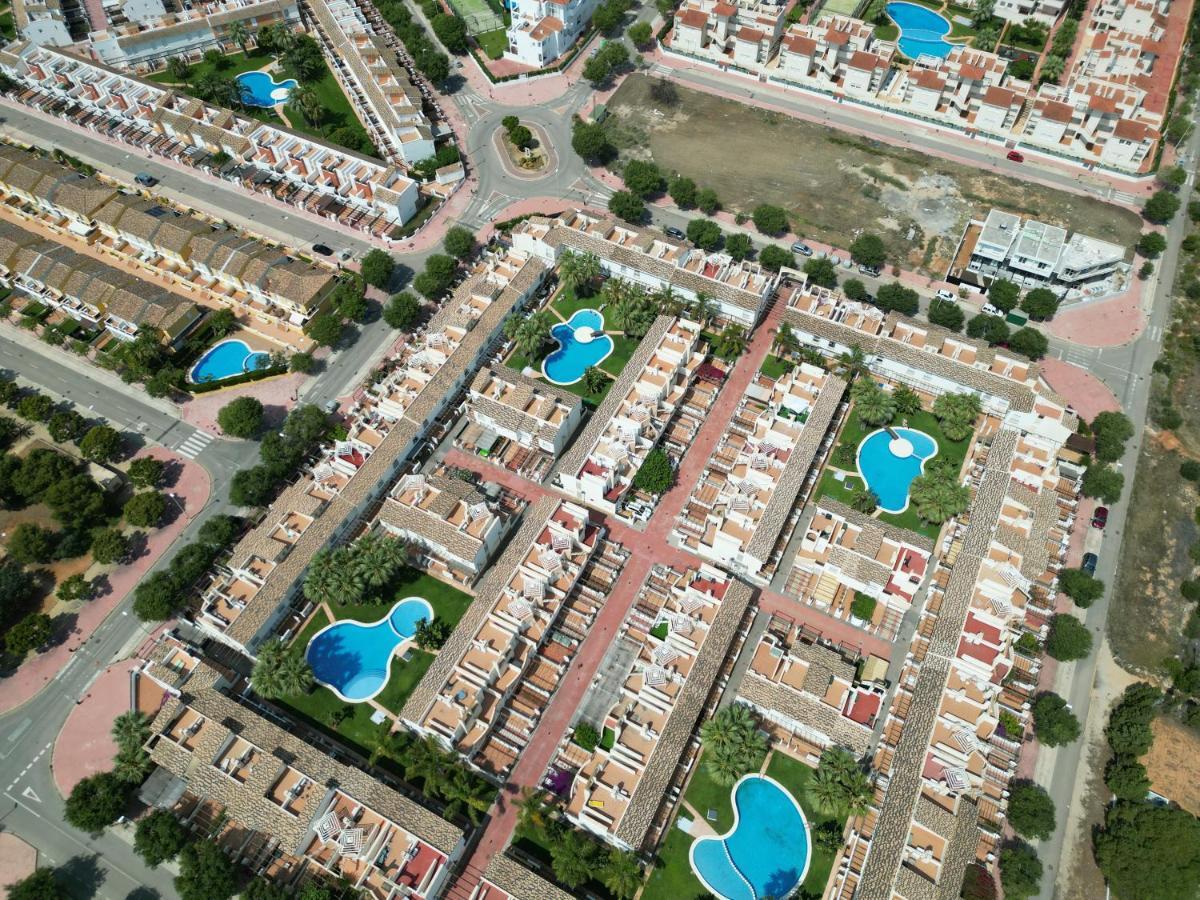 Casa Adosada Con Piscina Y Dos Terrazas Alcoceber Экстерьер фото